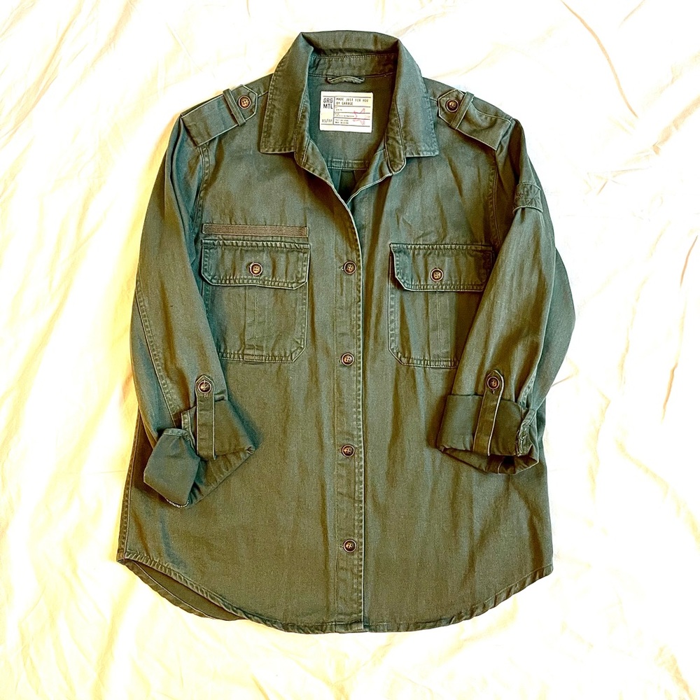 Garage khaki top